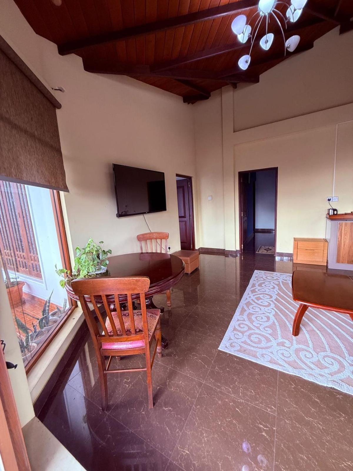 Resident View Homestay 康提 外观 照片