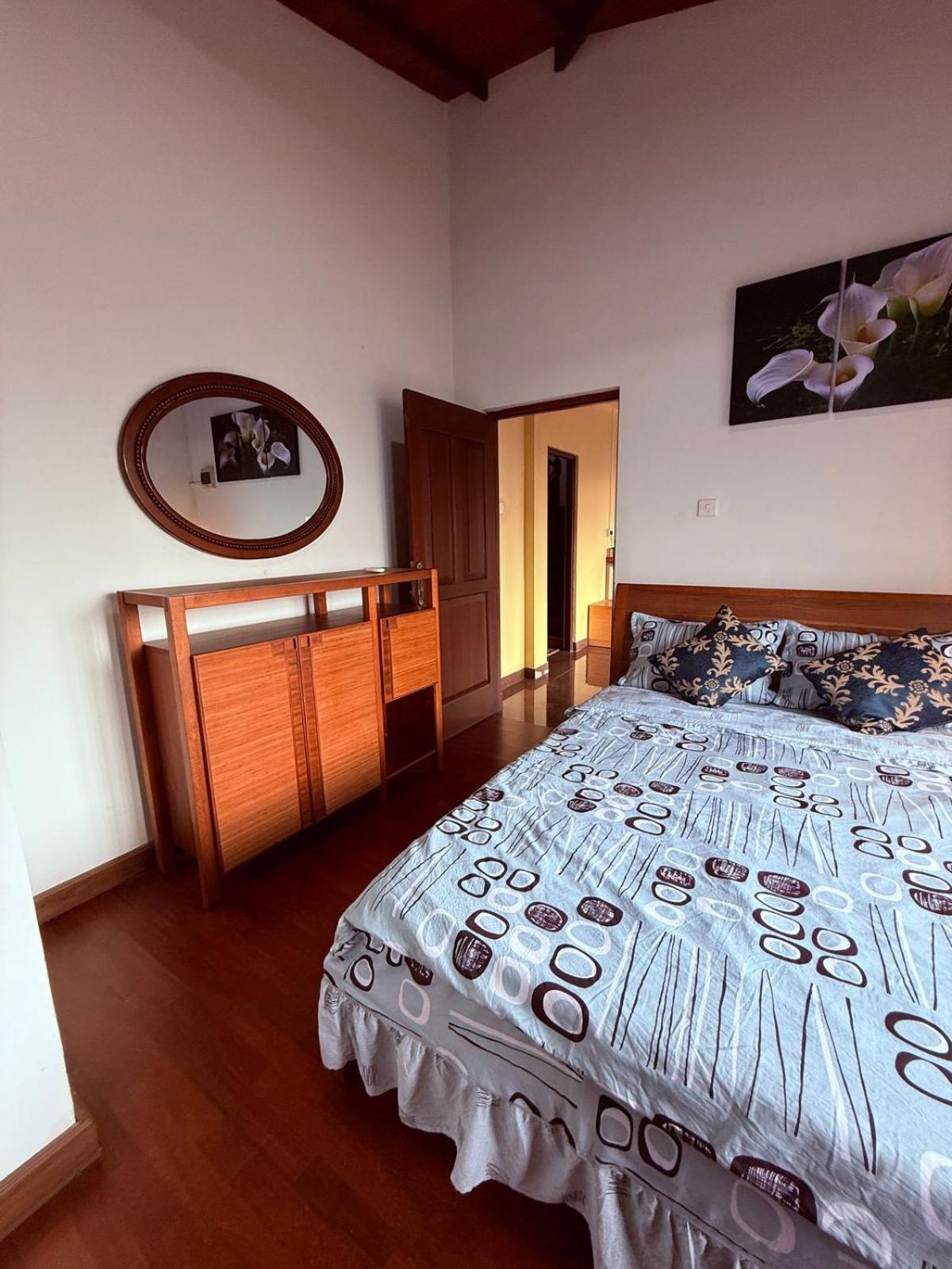Resident View Homestay 康提 外观 照片