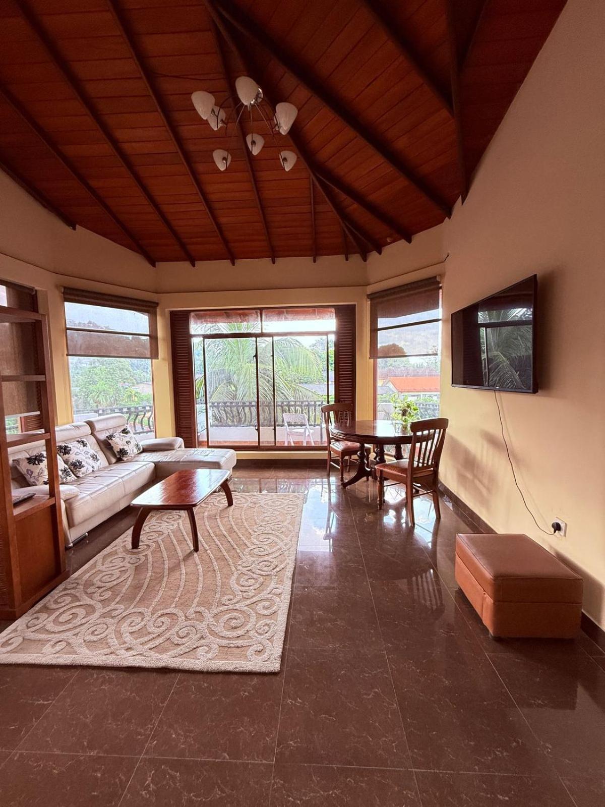 Resident View Homestay 康提 外观 照片