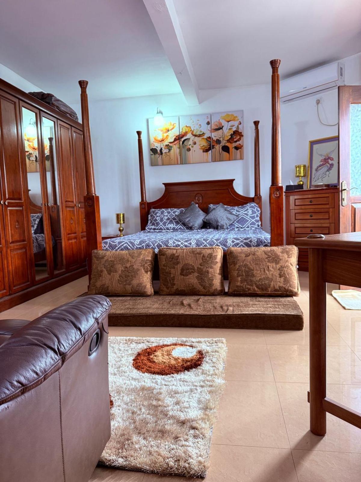 Resident View Homestay 康提 外观 照片